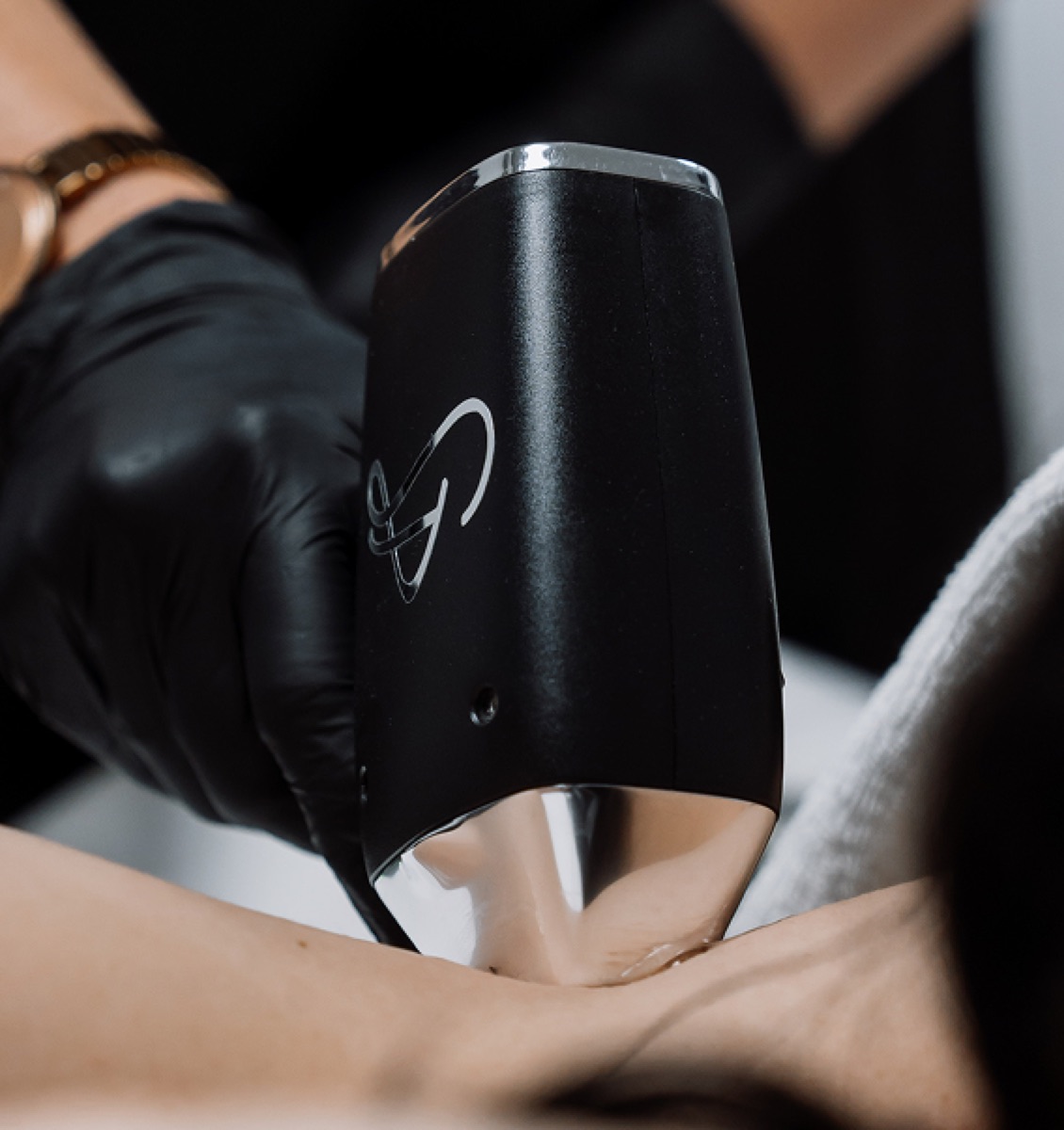The Laser Base laser handpiece in use